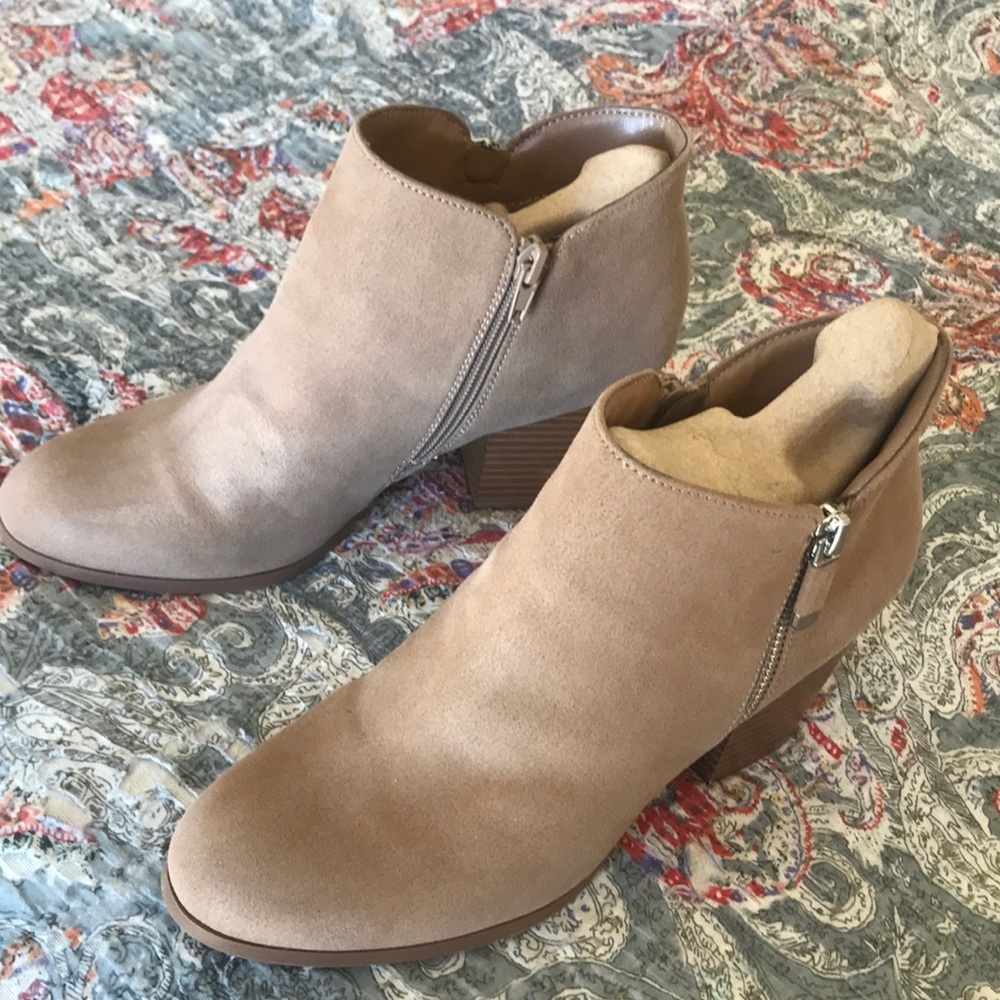 Style and Co Masrinaa Booties. Taupe
